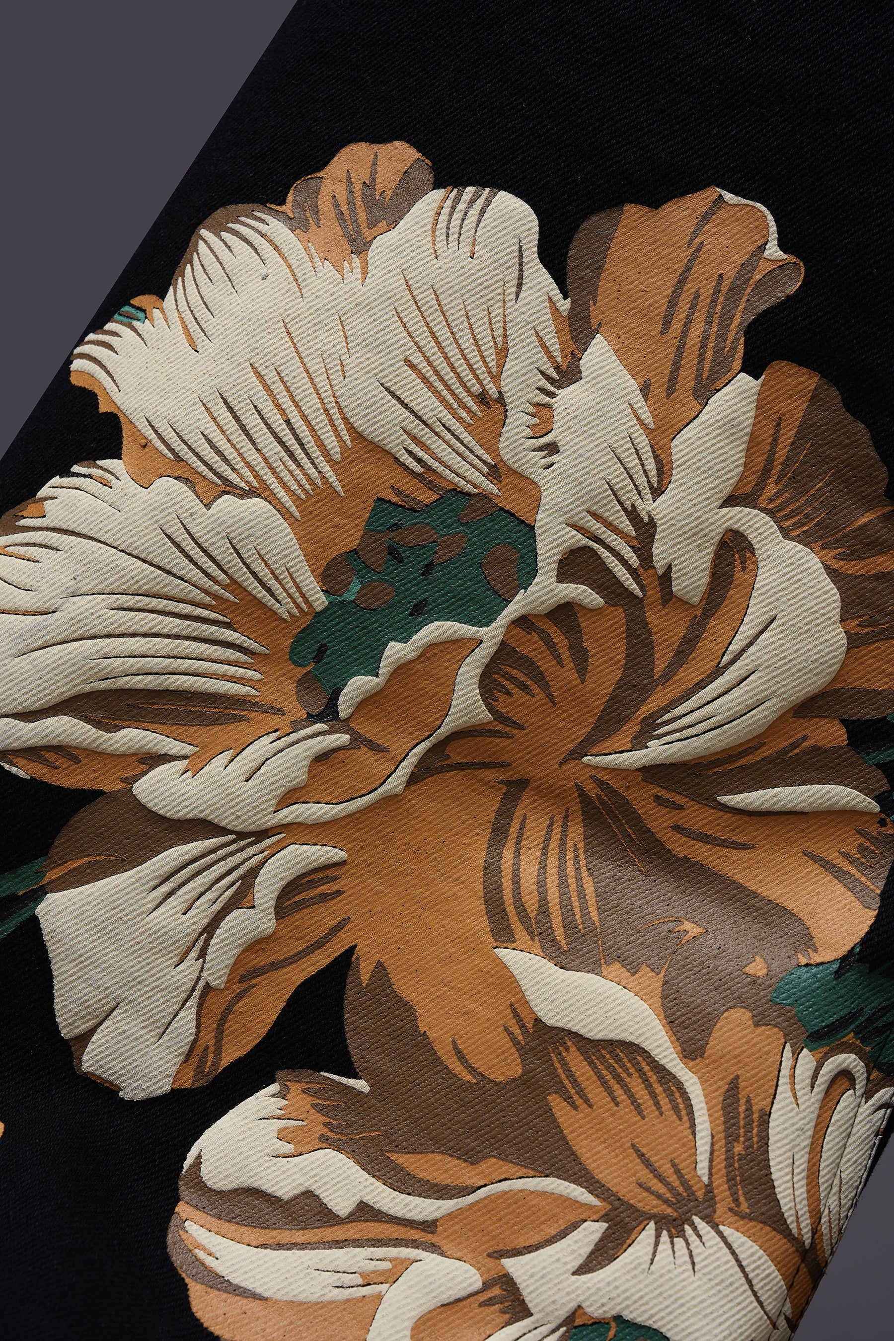 THE DARK PETALS DENIM