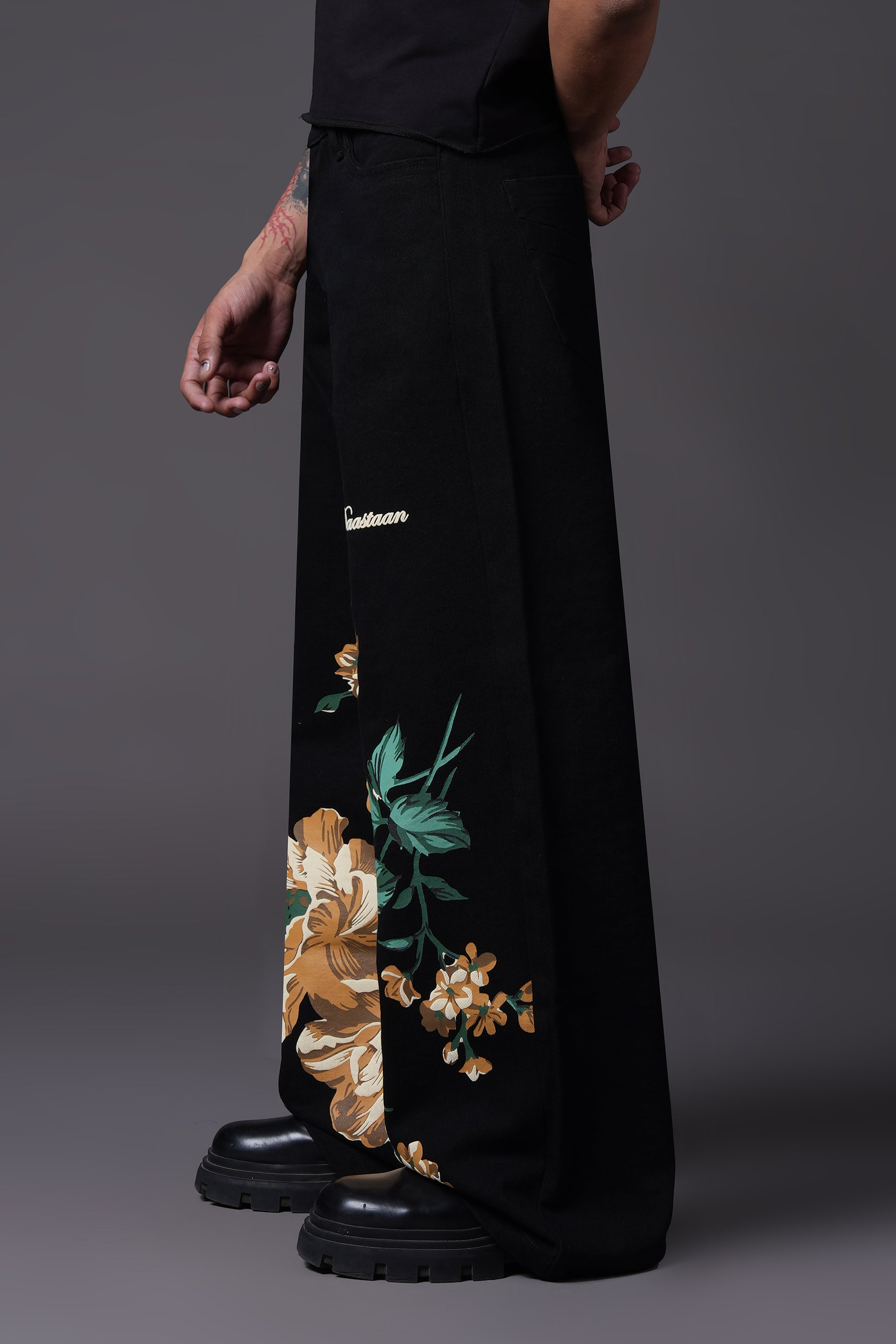 THE DARK PETALS DENIM